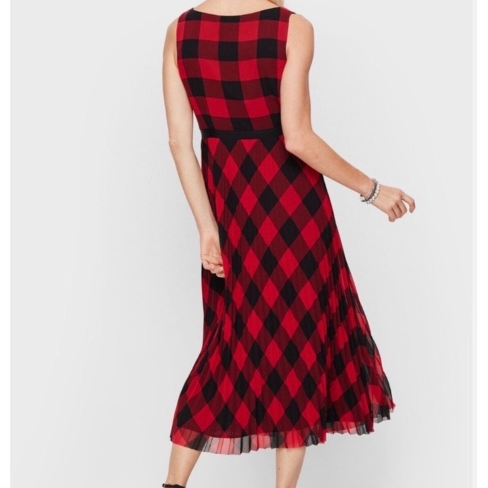 Talbots Red Black Buffalo Plaid Pleated Midi Dress Sleeveless V-Neck Size 8 - Picture 2 of 10